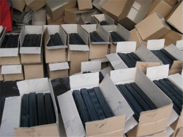 越南木炭運(yùn)輸至中國(guó)進(jìn)口報(bào)關(guān)代理,木炭海關(guān)清關(guān)流程 越南木炭運(yùn)輸至中國(guó)進(jìn)口報(bào)關(guān)代理,木炭海關(guān)清關(guān)流程